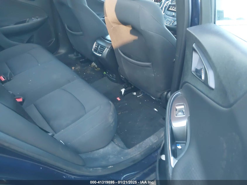 2018 CHEVROLET MALIBU VIN: 1G1ZD5ST7JF181606