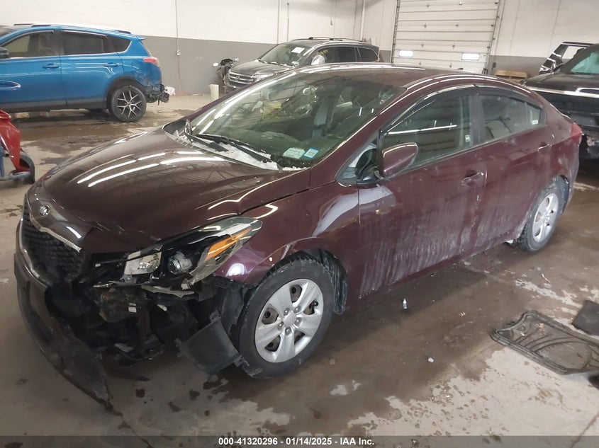 2018 KIA FORTE VIN: 3KPFL4A79JE251337