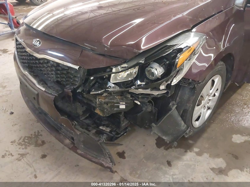 2018 KIA FORTE VIN: 3KPFL4A79JE251337