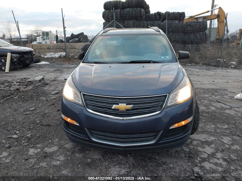 2014 CHEVROLET TRAVERSE LS - 1GNKRFED2EJ242813