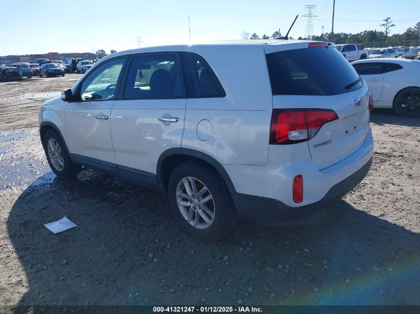 VIN 5XYKT3A64FG561762 2015 KIA Sorento, LX no.3