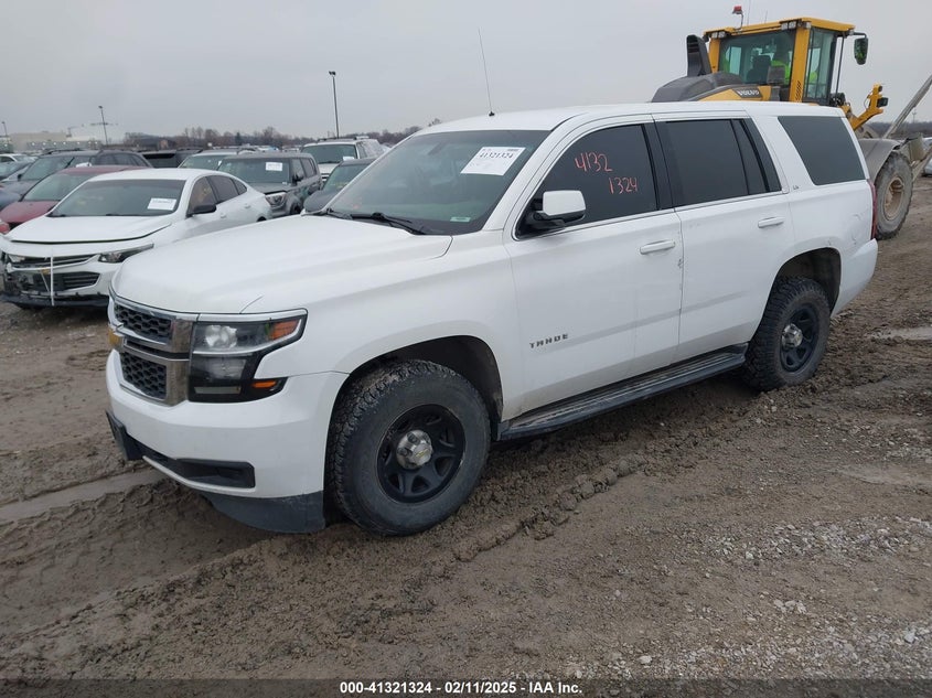 2015 Chevrolet Tahoe Commercial Fleet, Левый бок, IAAI, VIN 1GNSK4EC5FR622943 — фото 2