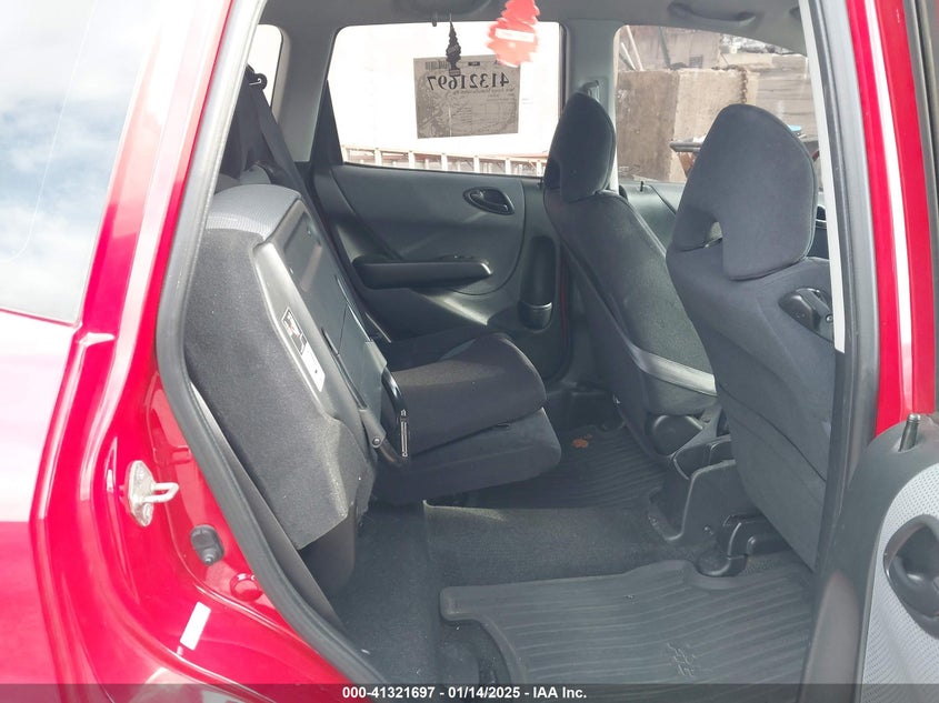 2008 HONDA FIT VIN: JHMGD376X8S051048