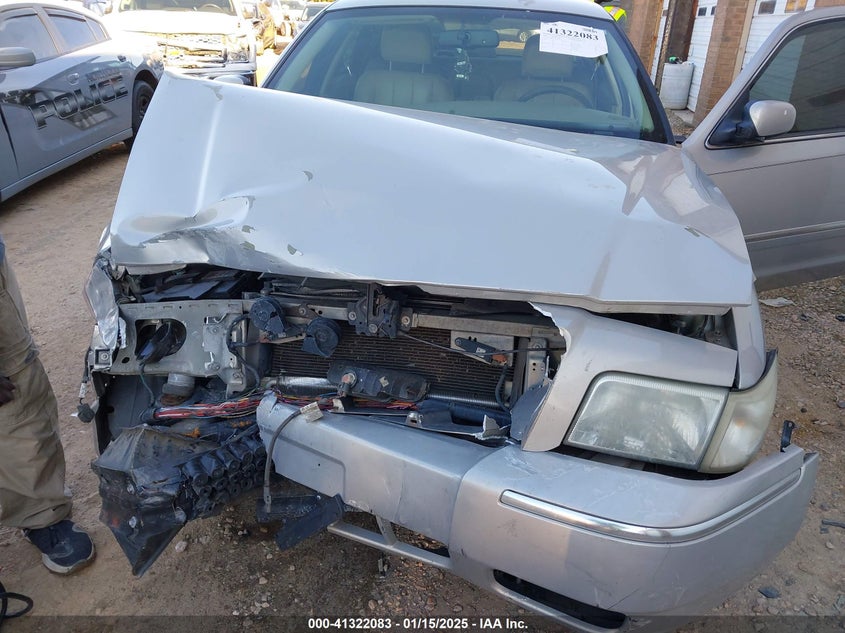 2007 MERCURY GRAND MARQUIS VIN: 2MEFM75V47X639665