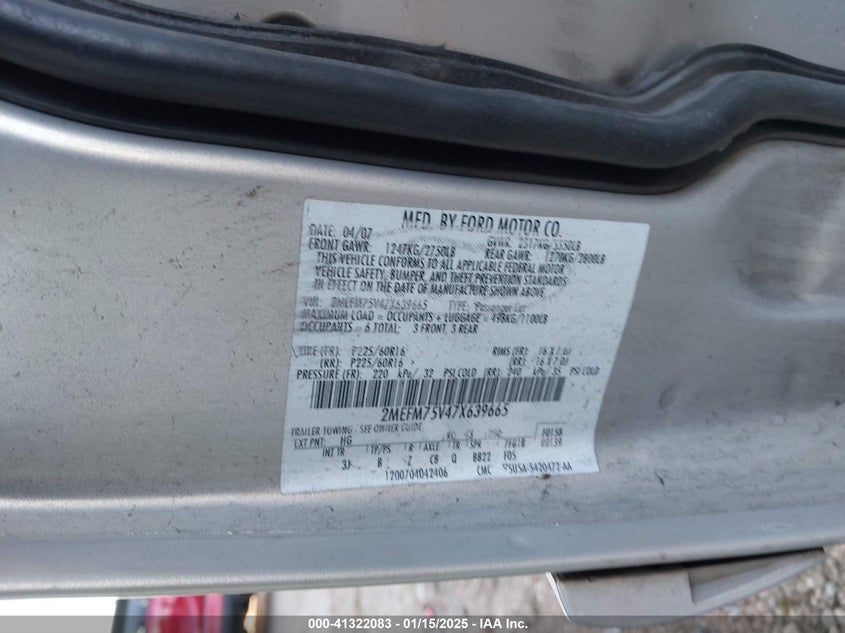 2007 MERCURY GRAND MARQUIS VIN: 2MEFM75V47X639665