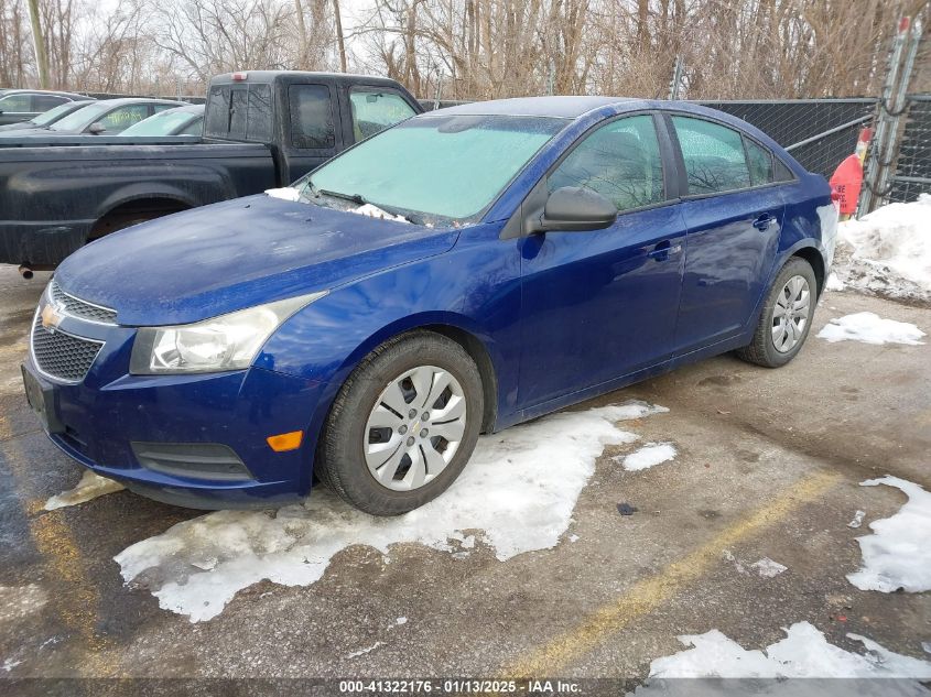 VIN 1G1PA5SHXD7152711 2013 CHEVROLET CRUZE no.2