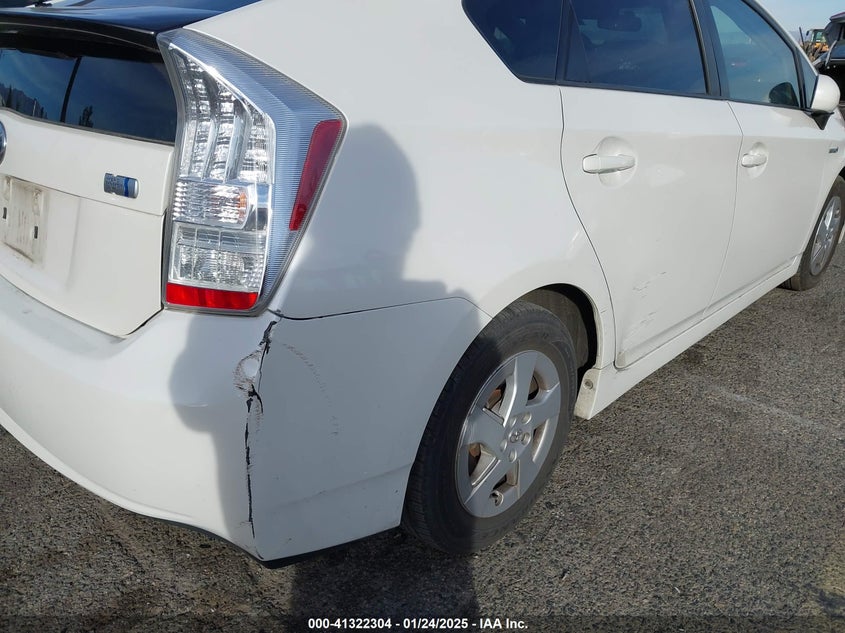 2011 TOYOTA PRIUS VIN: JTDKN3DUXB0310927
