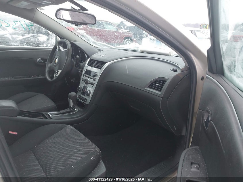 2011 CHEVROLET MALIBU VIN: 1G1ZC5E10BF196737
