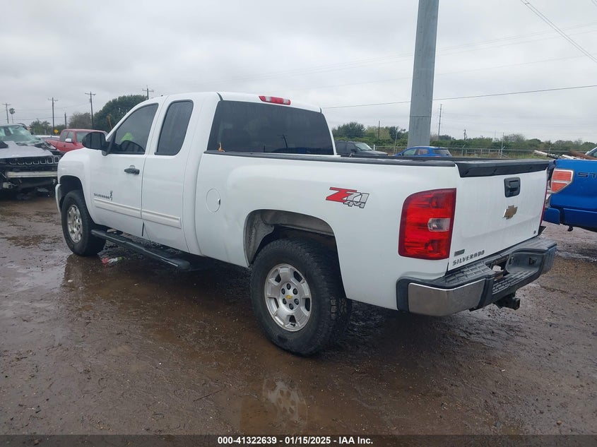 2011 CHEVROLET SILVERADO 1500 VIN: 1GCRKSE36BZ218510