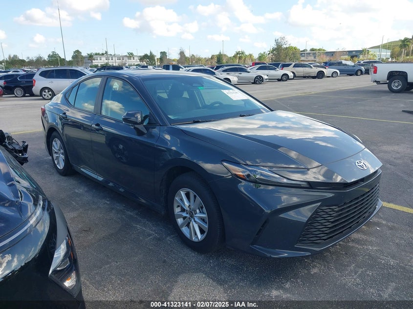 Vin: 4t1daack6su543068, lot: 41813559, toyota camry le 2025 img_1