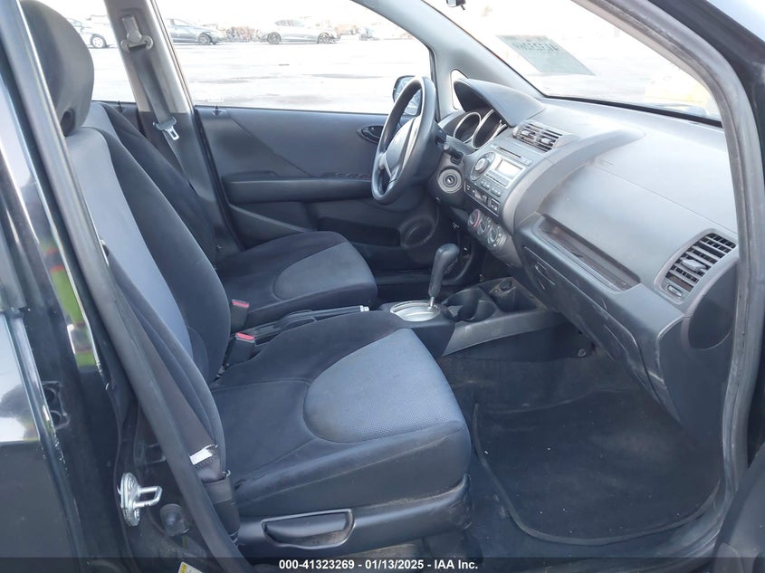 2008 HONDA FIT VIN: JHMGD38458S046742