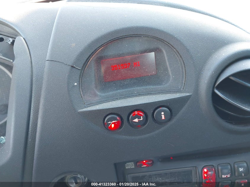 2004 Pontiac Grand Prix Gt1 VIN: 2G2WP522141297473 Lot: 41323360