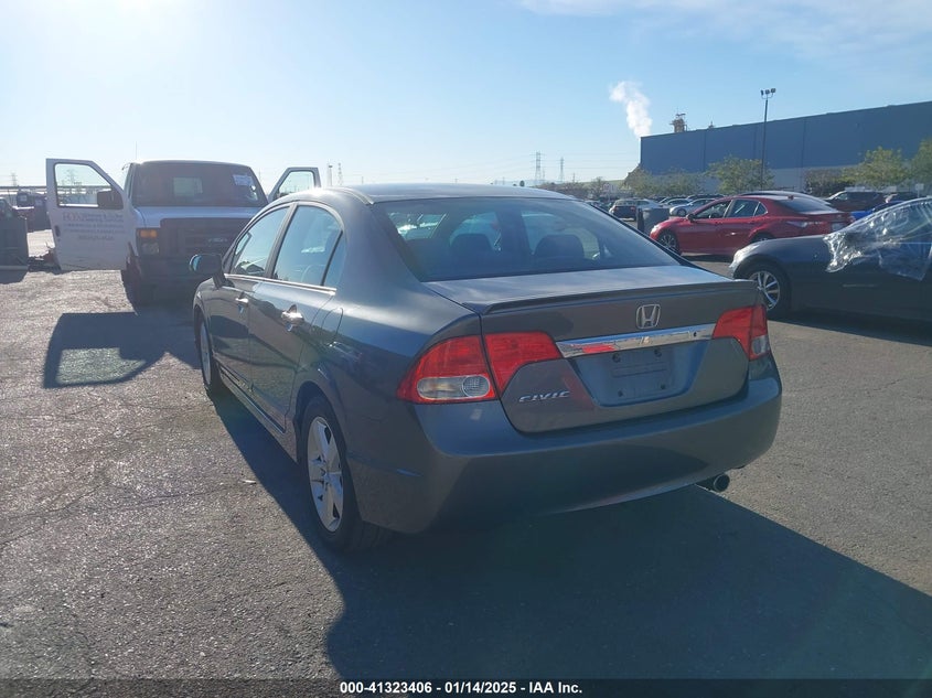 2011 HONDA CIVIC VIN: 19XFA1F6XBE043683