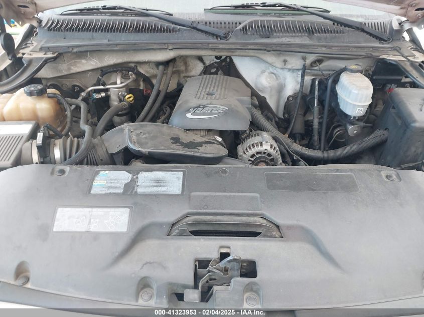 2004 GMC Sierra Sle/Slt/Work Truck VIN: 1GTHC29U04E38724 Lot: 41323953