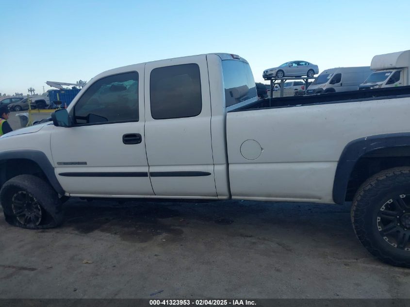 2004 GMC Sierra Sle/Slt/Work Truck VIN: 1GTHC29U04E38724 Lot: 41323953