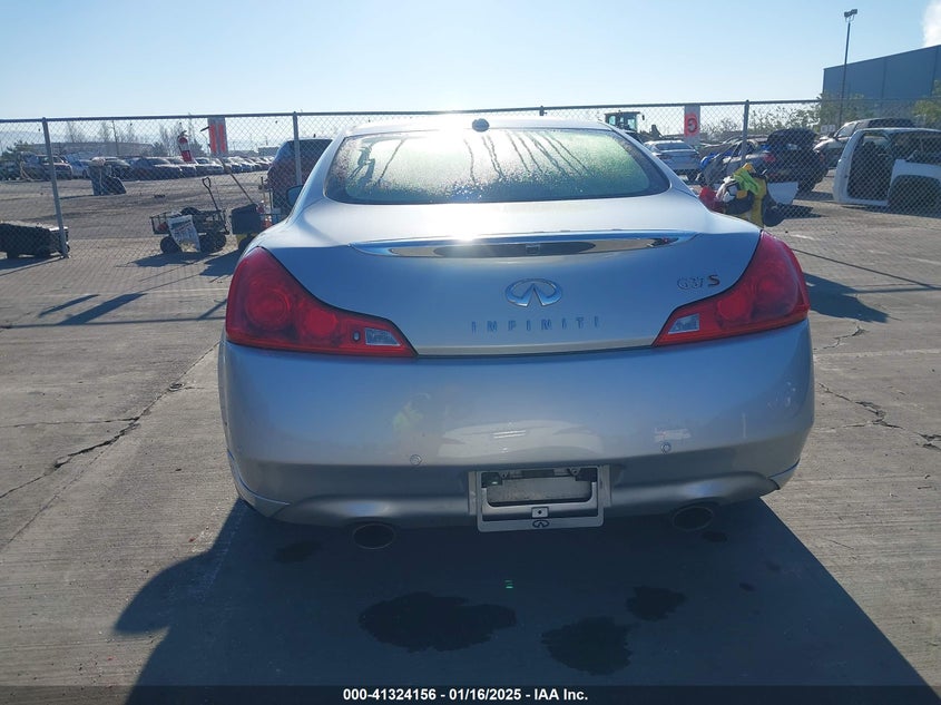 2013 INFINITI G37 VIN: JN1CV6EK8DM922822
