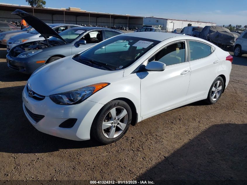 VIN 5NPDH4AE7DH403266 2013 Hyundai Elantra, Gls no.2