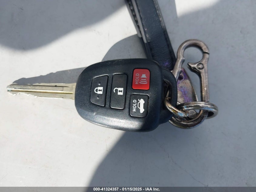 2015 Toyota Camry Le/Se/Xle/Xse VIN: 4T1BF1FK1FU072697 Lot: 41324357