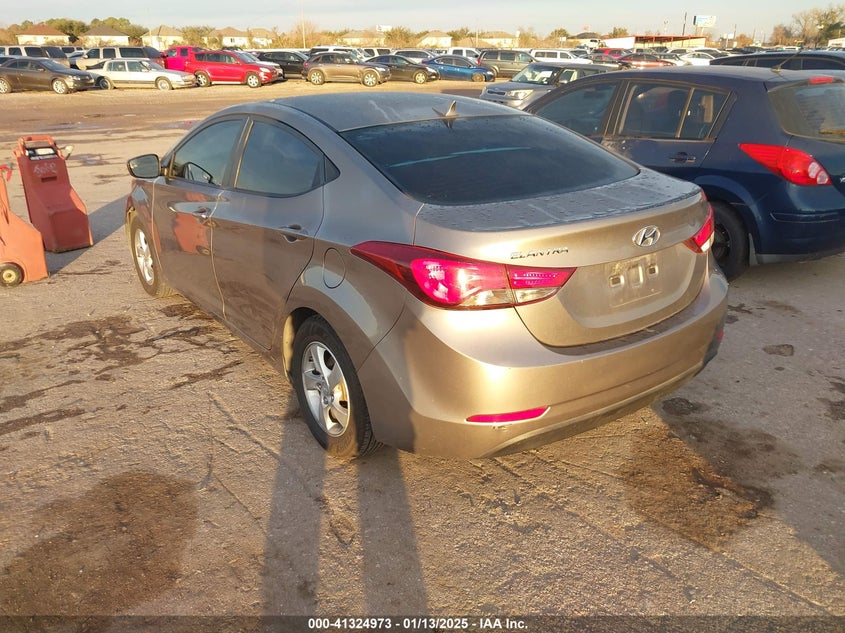 2015 HYUNDAI ELANTRA VIN: 5NPDH4AE5FH590574