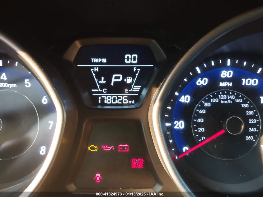 2015 HYUNDAI ELANTRA VIN: 5NPDH4AE5FH590574