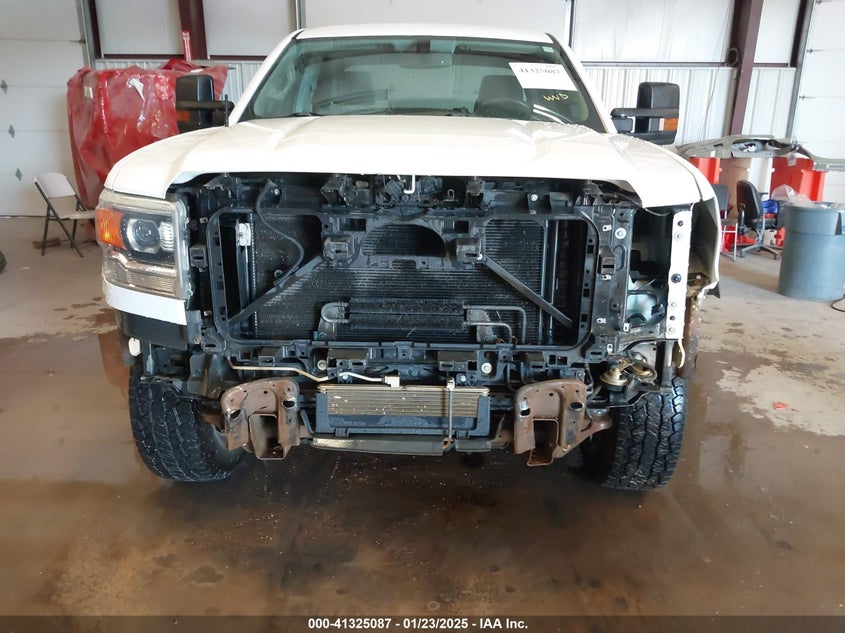 2015 GMC SIERRA 2500HD VIN: 1GT22XEGXFZ527890