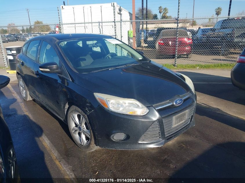 VIN 1FADP3K27DL297338 2013 FORD FOCUS no.1