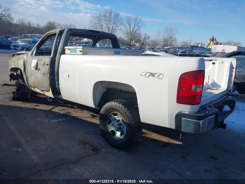 2008 CHEVROLET SILVERADO 2500HD VIN: 1GCHK24K38E216105