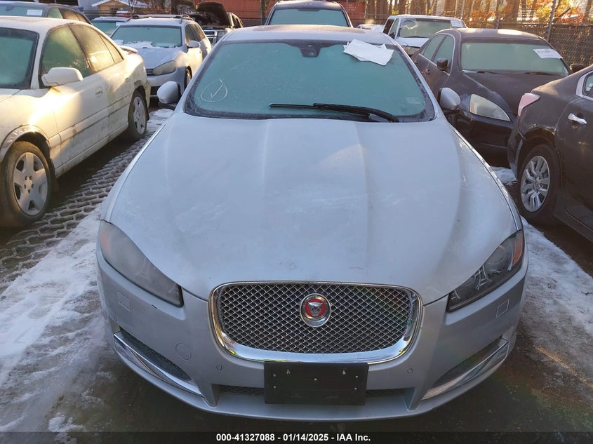 2014 JAGUAR XF VIN: SAJWJ0EF6E8U11451
