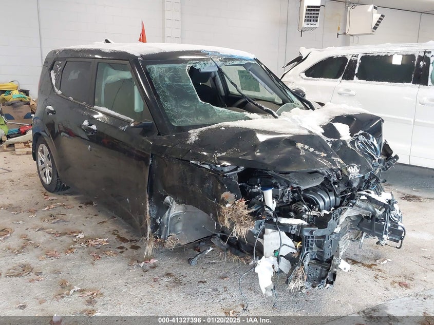2021 KIA SOUL VIN: KNDJ23AU7M7768427