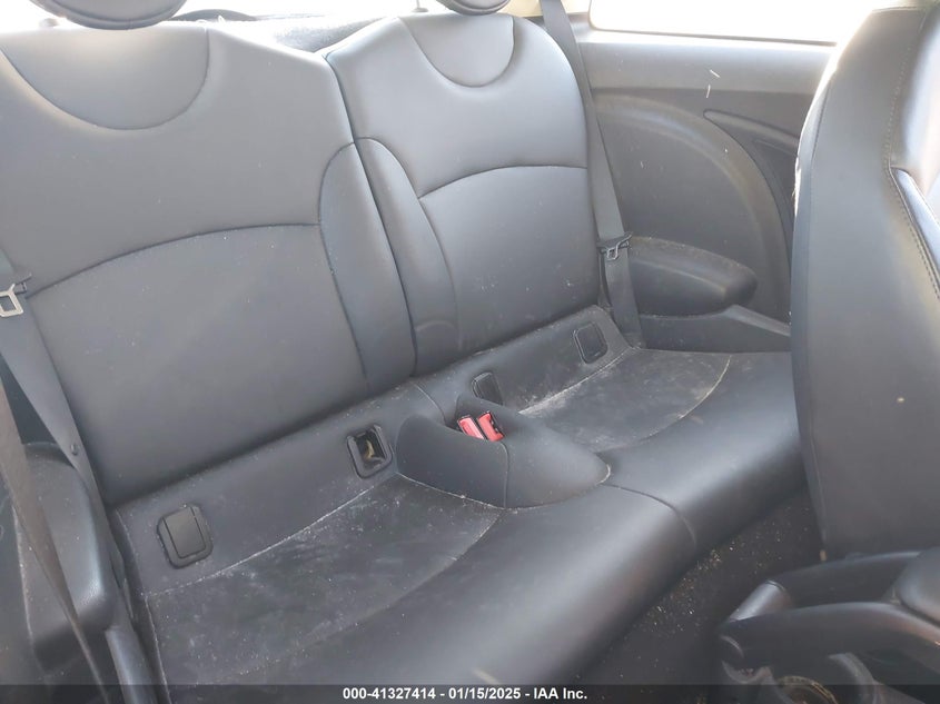2013 MINI HARDTOP VIN: WMWSV3C52DT392077