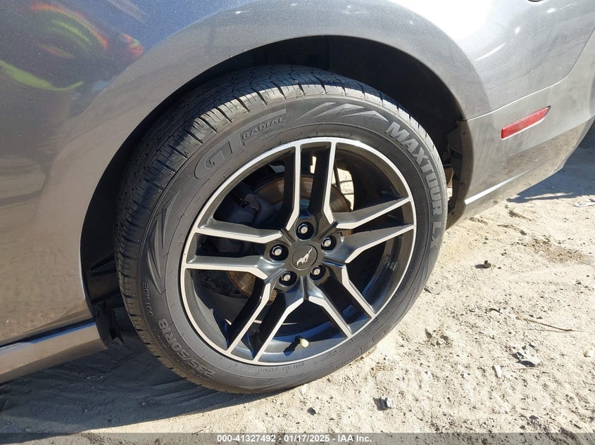 2014 FORD MUSTANG VIN: 1ZVBP8AM0E5216572
