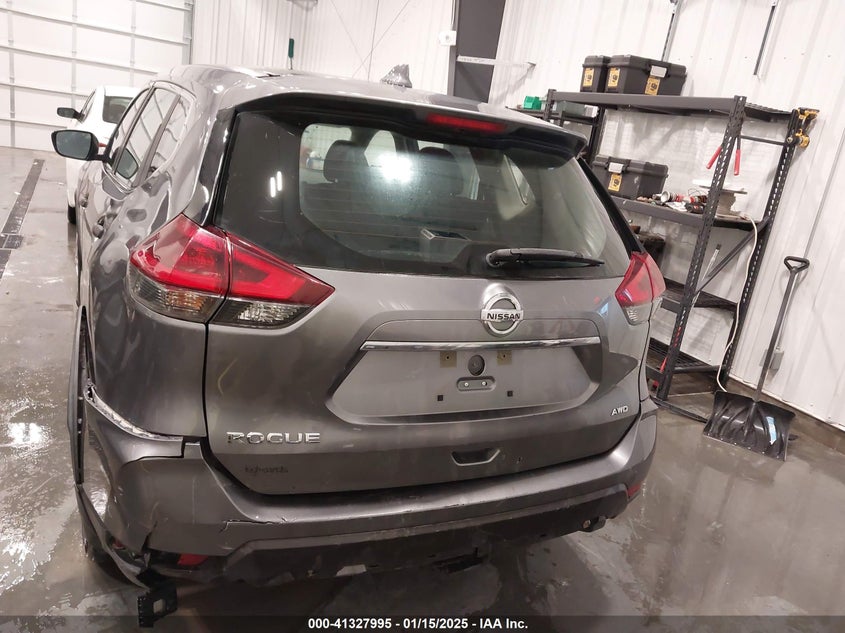 2018 NISSAN ROGUE S - KNMAT2MV3JP555725