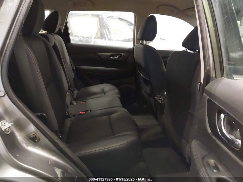 2018 NISSAN ROGUE S - KNMAT2MV3JP555725