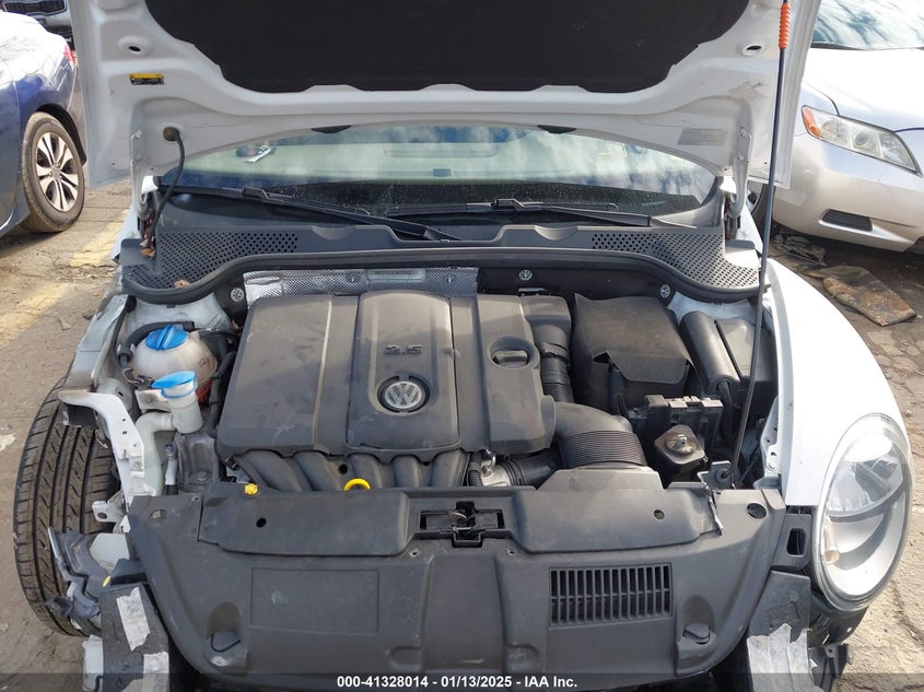 2014 VOLKSWAGEN BEETLE 2.5L - 3VWJP7ATXEM628666
