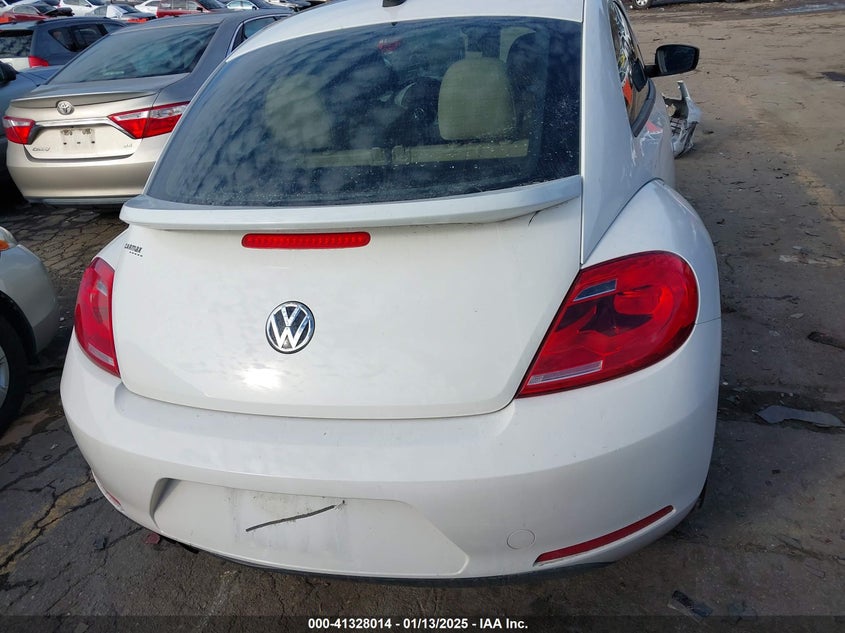 2014 VOLKSWAGEN BEETLE 2.5L - 3VWJP7ATXEM628666