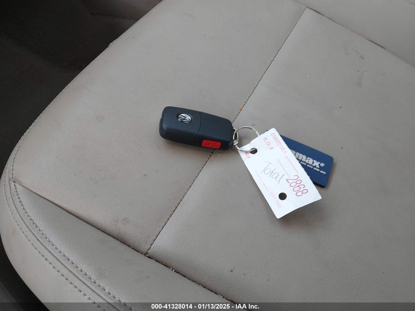 2014 VOLKSWAGEN BEETLE 2.5L - 3VWJP7ATXEM628666