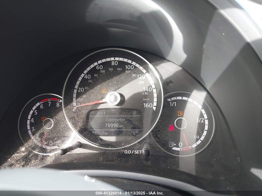 2014 VOLKSWAGEN BEETLE 2.5L - 3VWJP7ATXEM628666