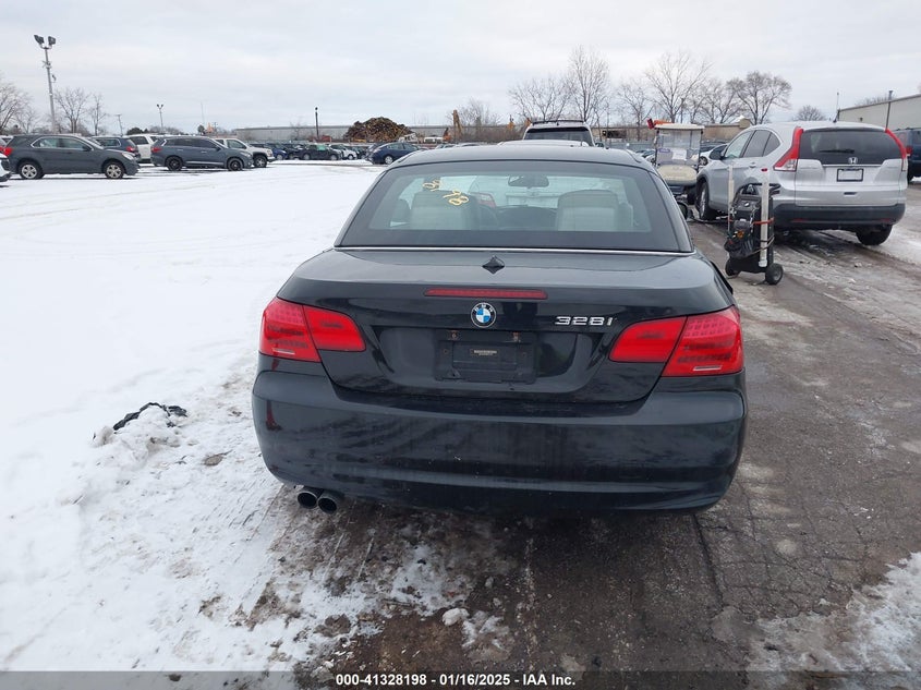 2011 BMW 328 VIN: WBADW3C56BE541629