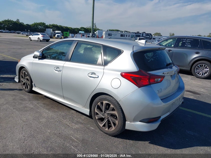 Vin: jtnkarje4jj564715, lot: 41819986, toyota corolla im 20183