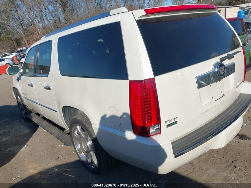 Vin: 1gys4jef2br174872, lot: 41820096, cadillac escalade esv premium 20113