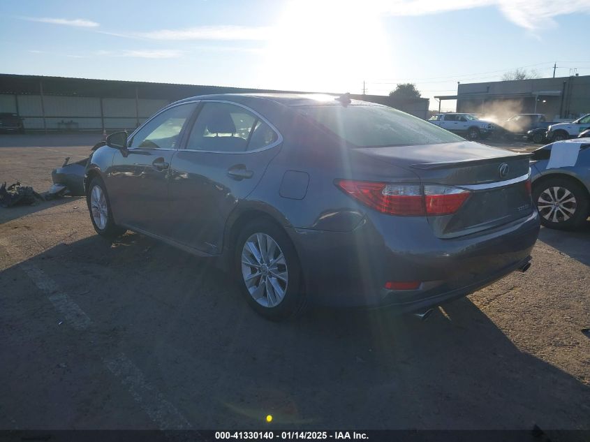 VIN JTHBW1GG5D2026098 2013 Lexus ES, 300H no.3