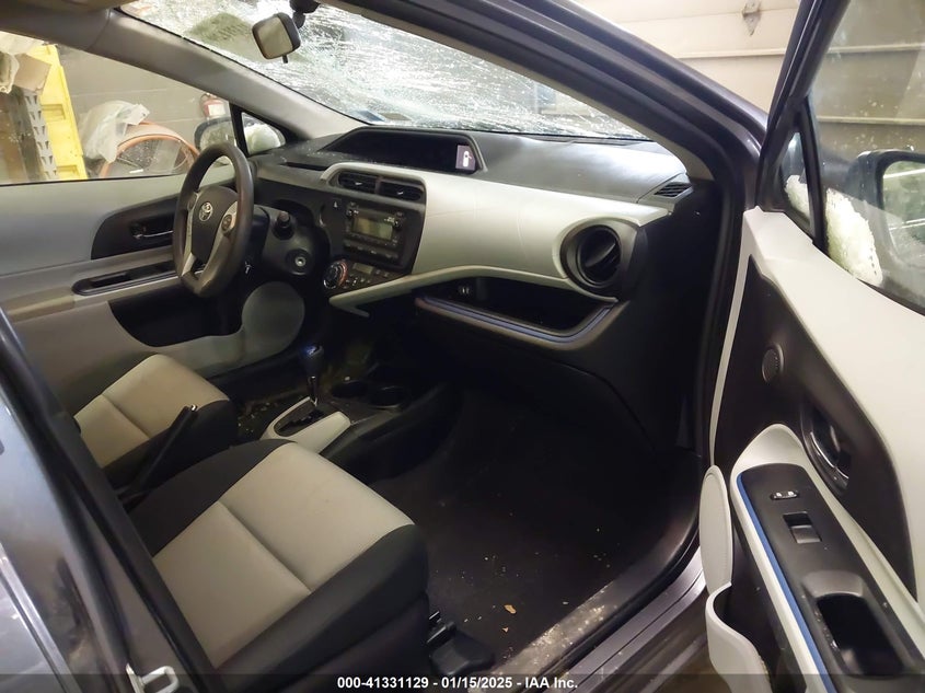 2012 TOYOTA PRIUS C VIN: JTDKDTB36C1017678