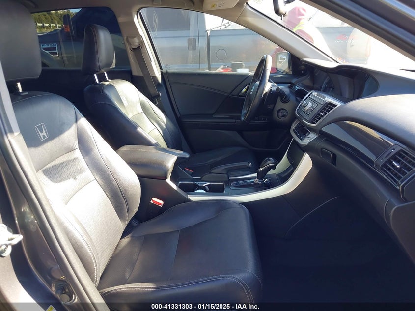 2014 HONDA ACCORD VIN: 1HGCR2F59EA189087
