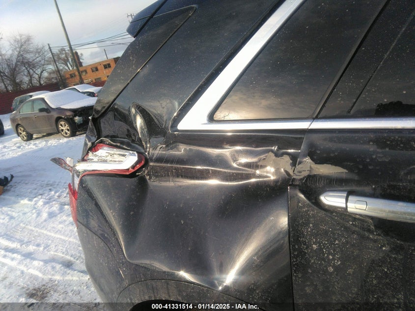 2017 CADILLAC XT5 LUXURY - 1GYKNDRS6HZ211176