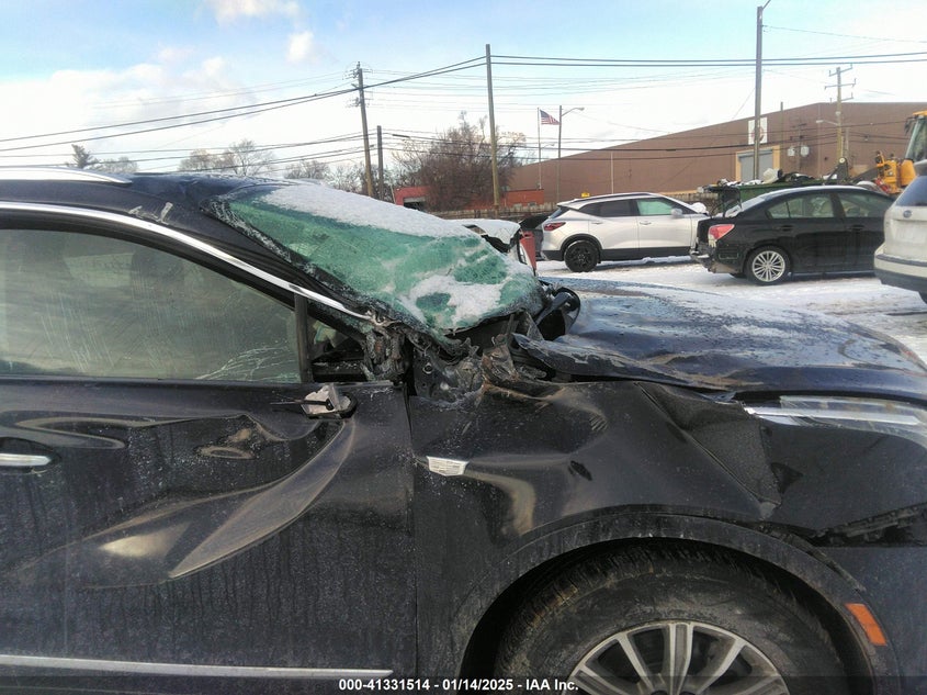 2017 CADILLAC XT5 LUXURY - 1GYKNDRS6HZ211176