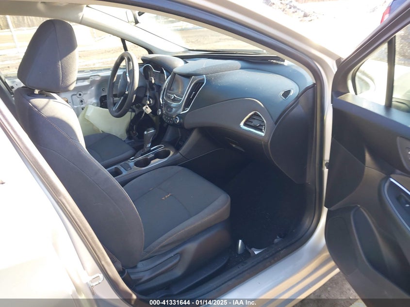 2019 CHEVROLET CRUZE VIN: 1G1BC5SM6K7150081