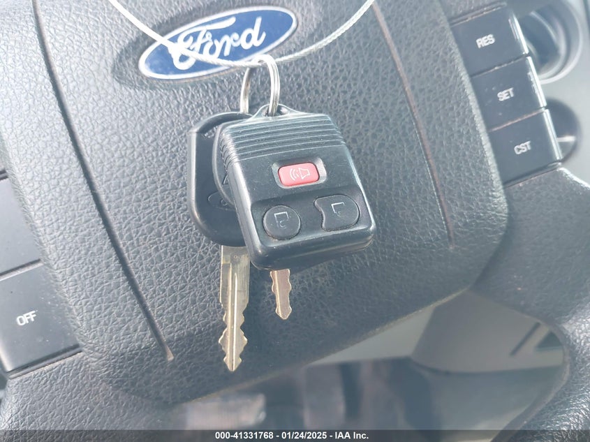 2007 FORD F-150 VIN: 1FTRX12W67FA43209