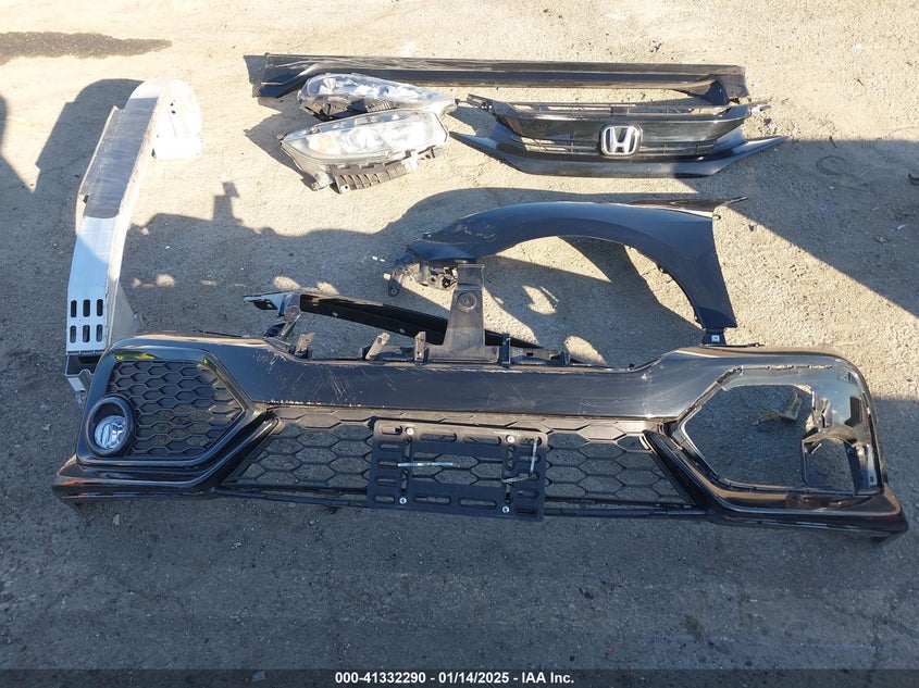 2018 HONDA CIVIC VIN: SHHFK7G48JU218372