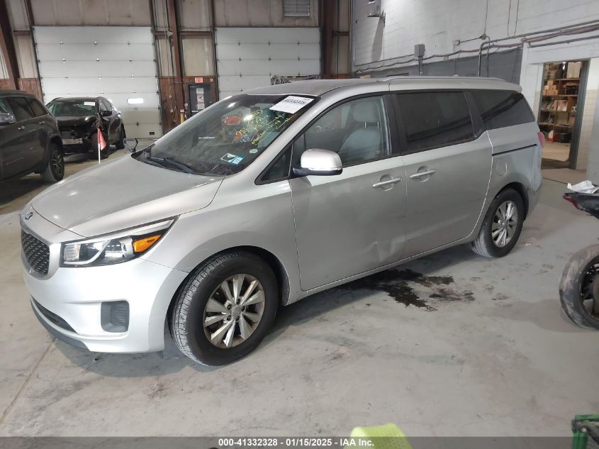 VIN KNDMB5C13F6018852 2015 KIA SEDONA no.2