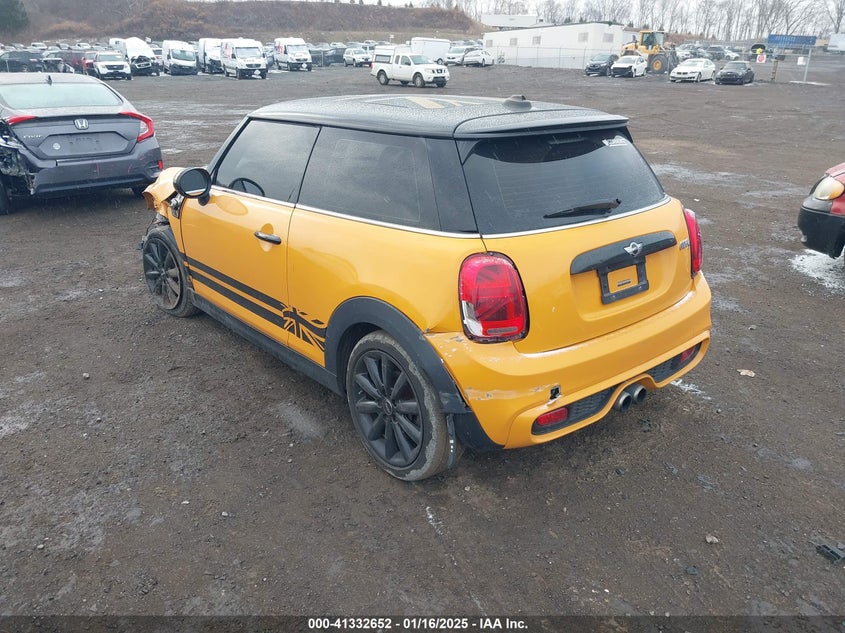 2015 MINI HARDTOP VIN: WMWXP7C59F2A60446